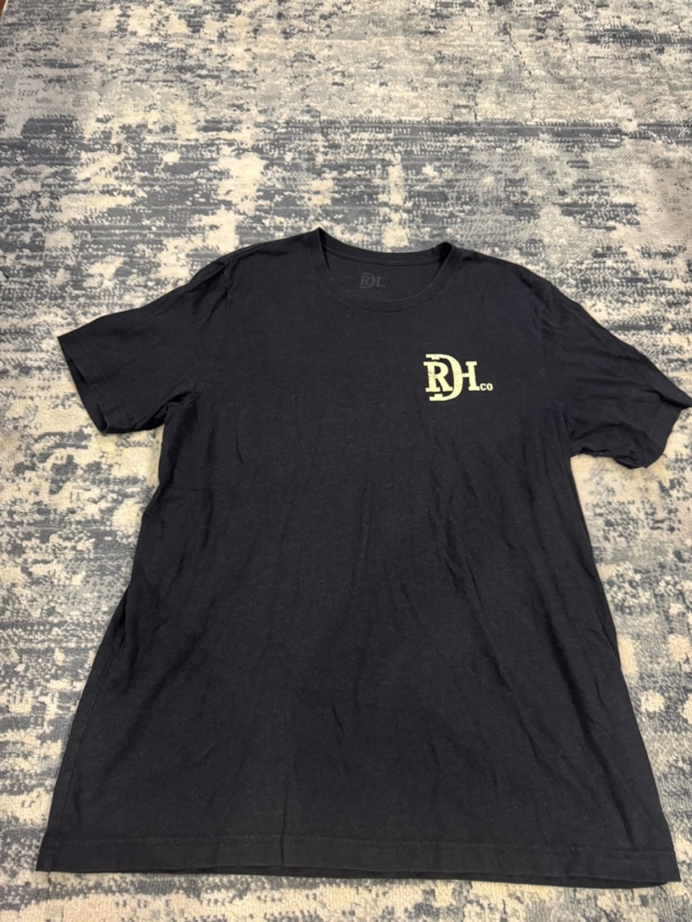 Men's Red Dirt Hat Co. short sleeve 

Worn a few times 
Still good condition